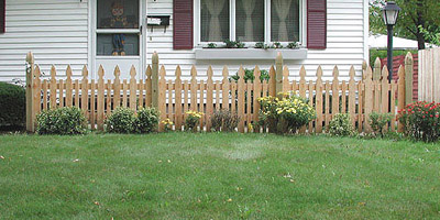 provincial picket fence design by Elyria Fence