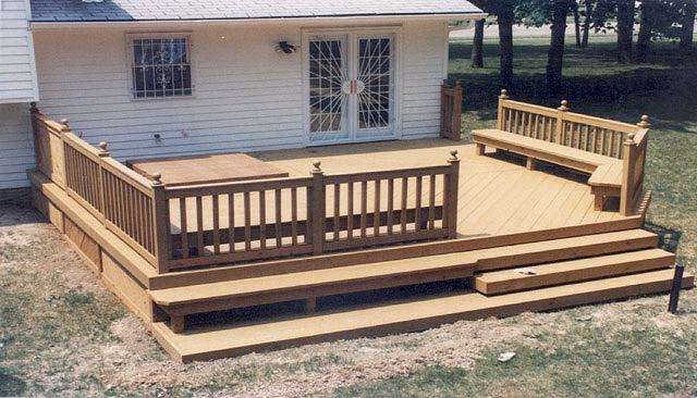 Built in Deck with Hot Tub