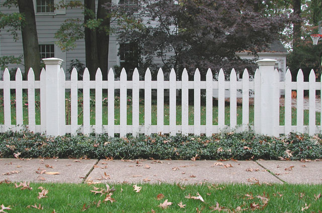 Wood Picket Fence Design