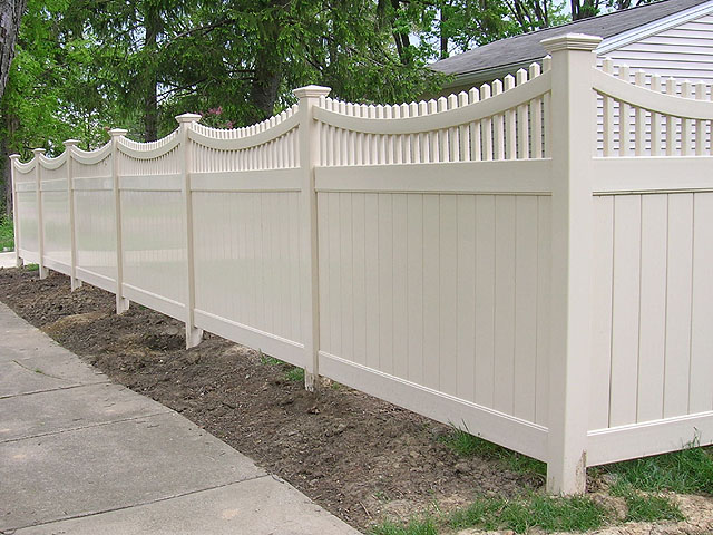 Vinyl Privacy Fence 30