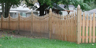 Scalloped Picket Fence built by Elyria Fence