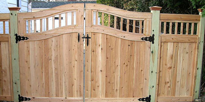 Cedar Privacy Fence by Elyria Fence