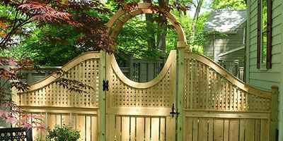 Cedar Semi-privacy wood fence by Elyria Fence