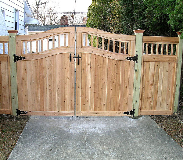 Good Neighbor Cedar Privacy Fencing with spindles by Elyria Fence